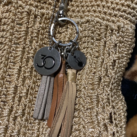 The Sak Casual Classics Large Crocheted Tote Bag - Picture 4 of 12